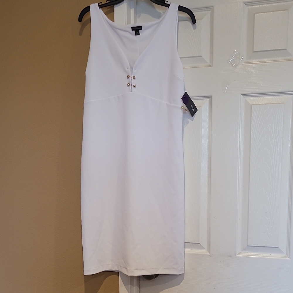 BOLD Elements White Sleeveless Sheath Dress Scoop Neck
